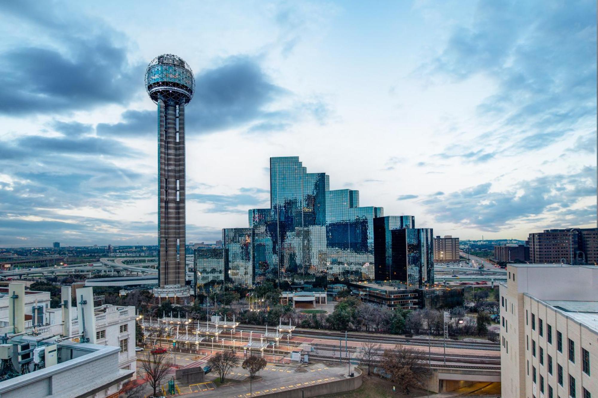Holiday Inn Express - Dallas Downtown By Ihg Esterno foto