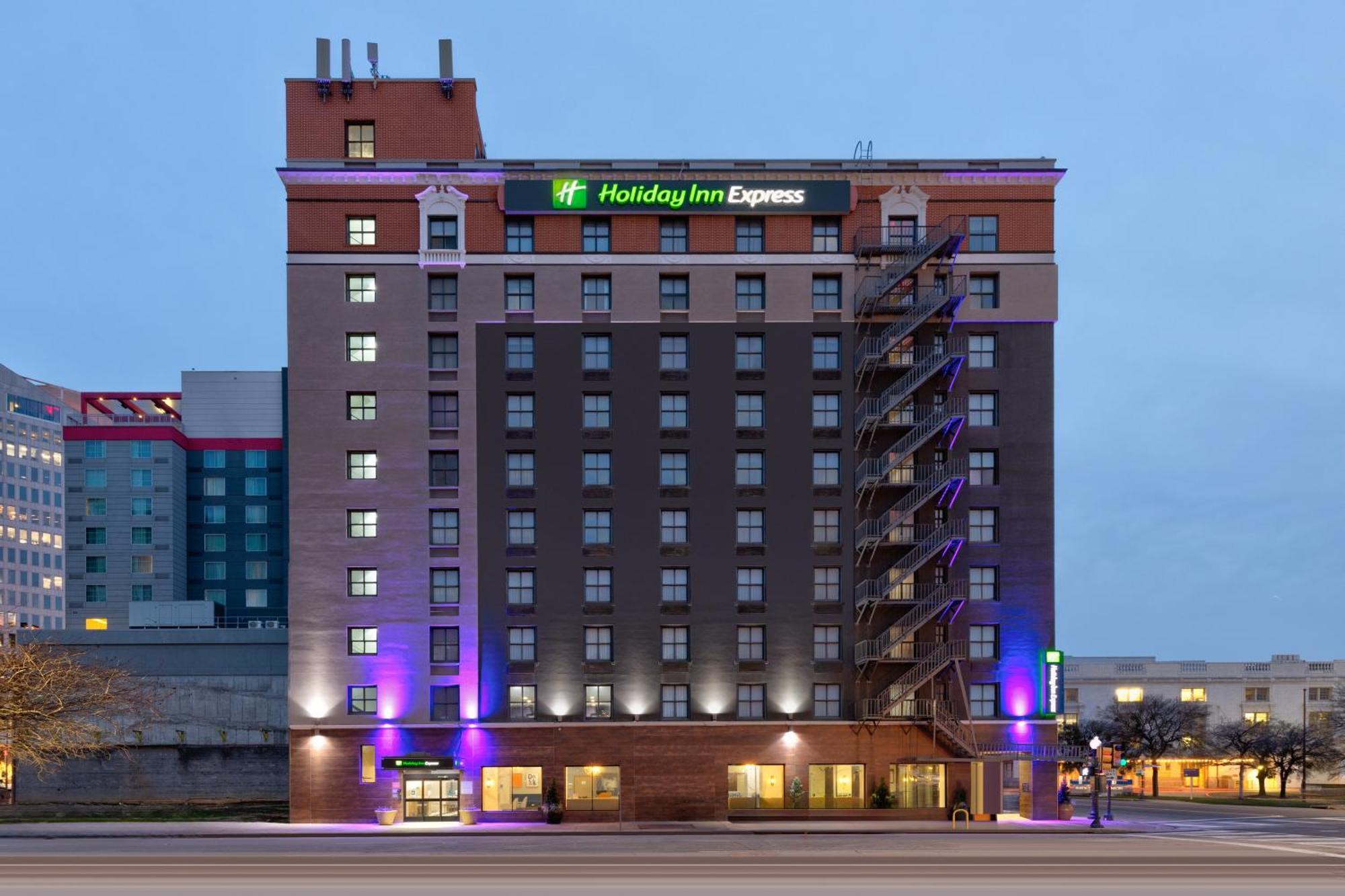Holiday Inn Express - Dallas Downtown By Ihg Esterno foto