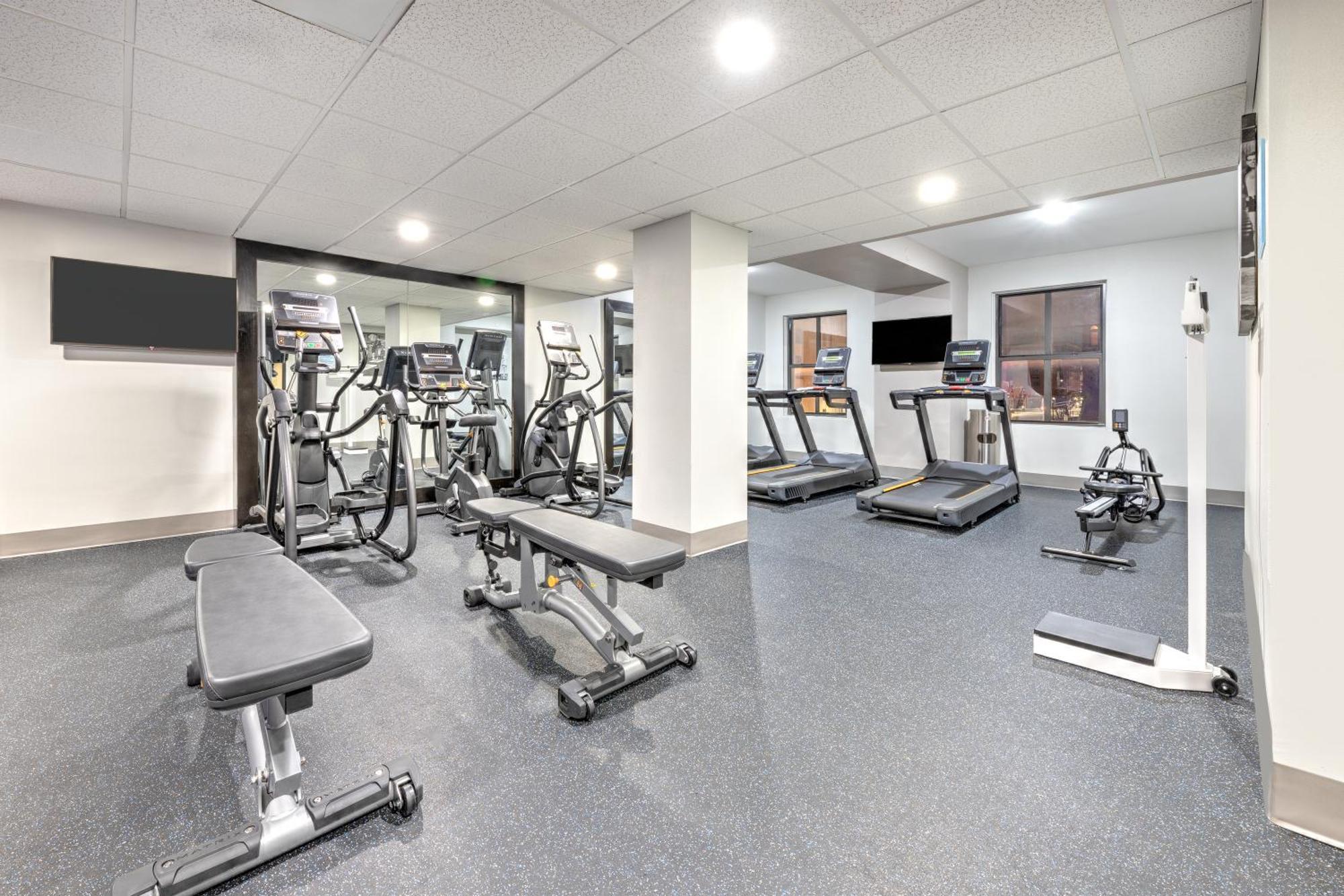 Holiday Inn Express - Dallas Downtown By Ihg Esterno foto